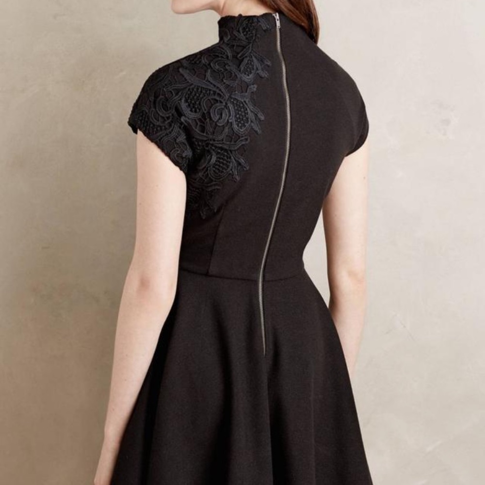 Mock neck Tracey Reece Codetta Dress - Picture 5 of 7